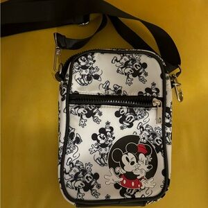 Bioworld Disney Mickey & Minnie Mouse Crossbody Bag